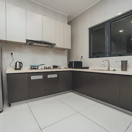 Amberside Comfy Stay 3Br In Danga Bay By Our Stay Johor Bahru Exterior photo
