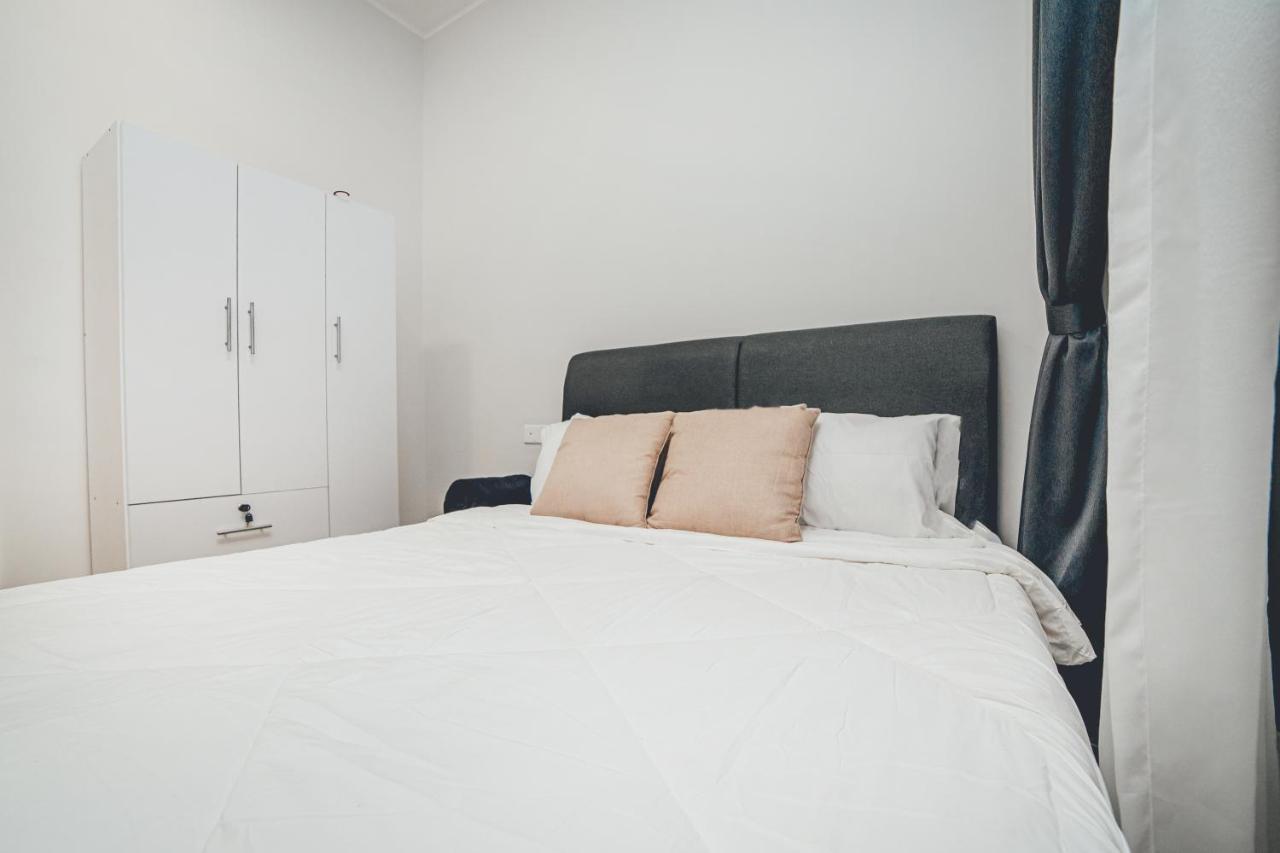Amberside Comfy 3br In Danga Bay By Our * Johor Bahru