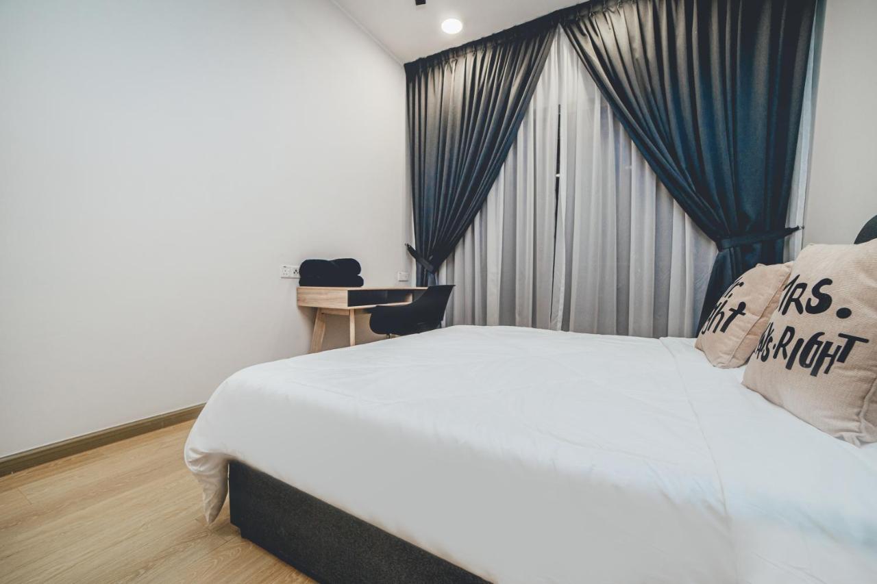 Amberside Comfy 3br In Danga Bay By Our Apartment *