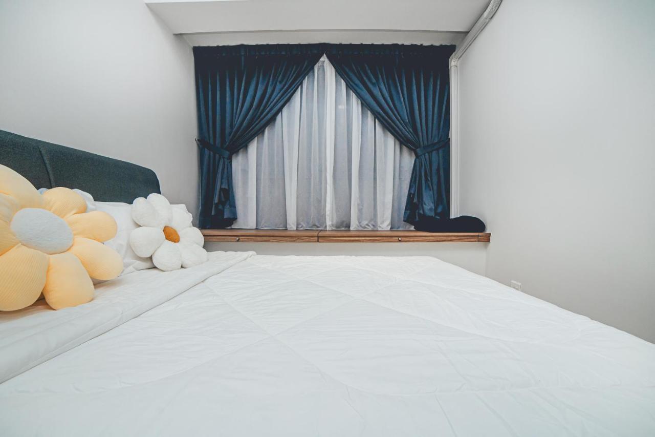 Amberside Comfy 3br In Danga Bay By Our Apartment